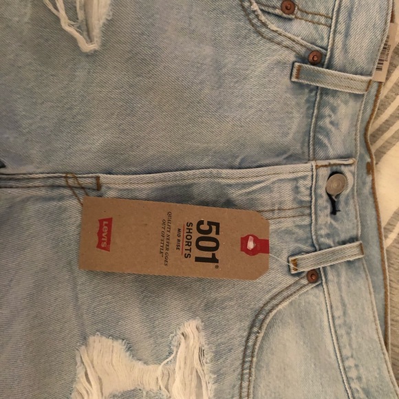 NWT! Levi' 501 Distressed Denim Jean Shorts - Picture 7 of 10